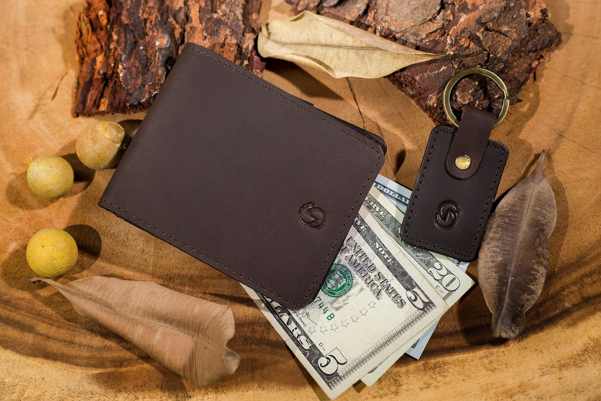 Portefeuille magique qui produit de l’argent : vérité spirituelle et héritage africain selon le marabout voyant FASSI CHETAN.